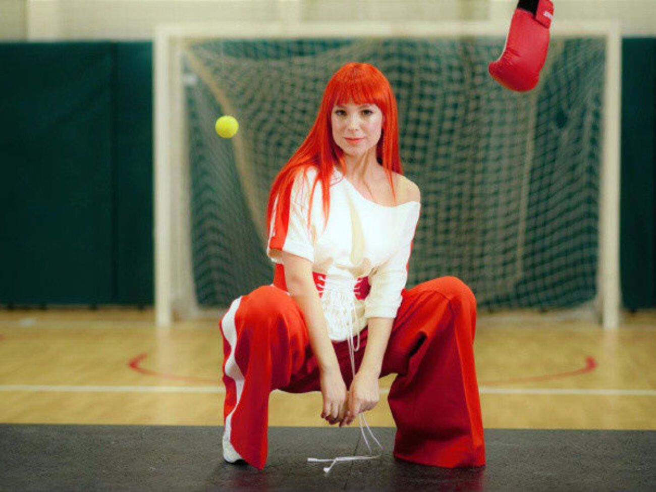 Tarabarova: Це маніфест, заклик вірити в себе, не боятися змінювати своє життя, утілюючи мрії, і обов'язково бути щасливим