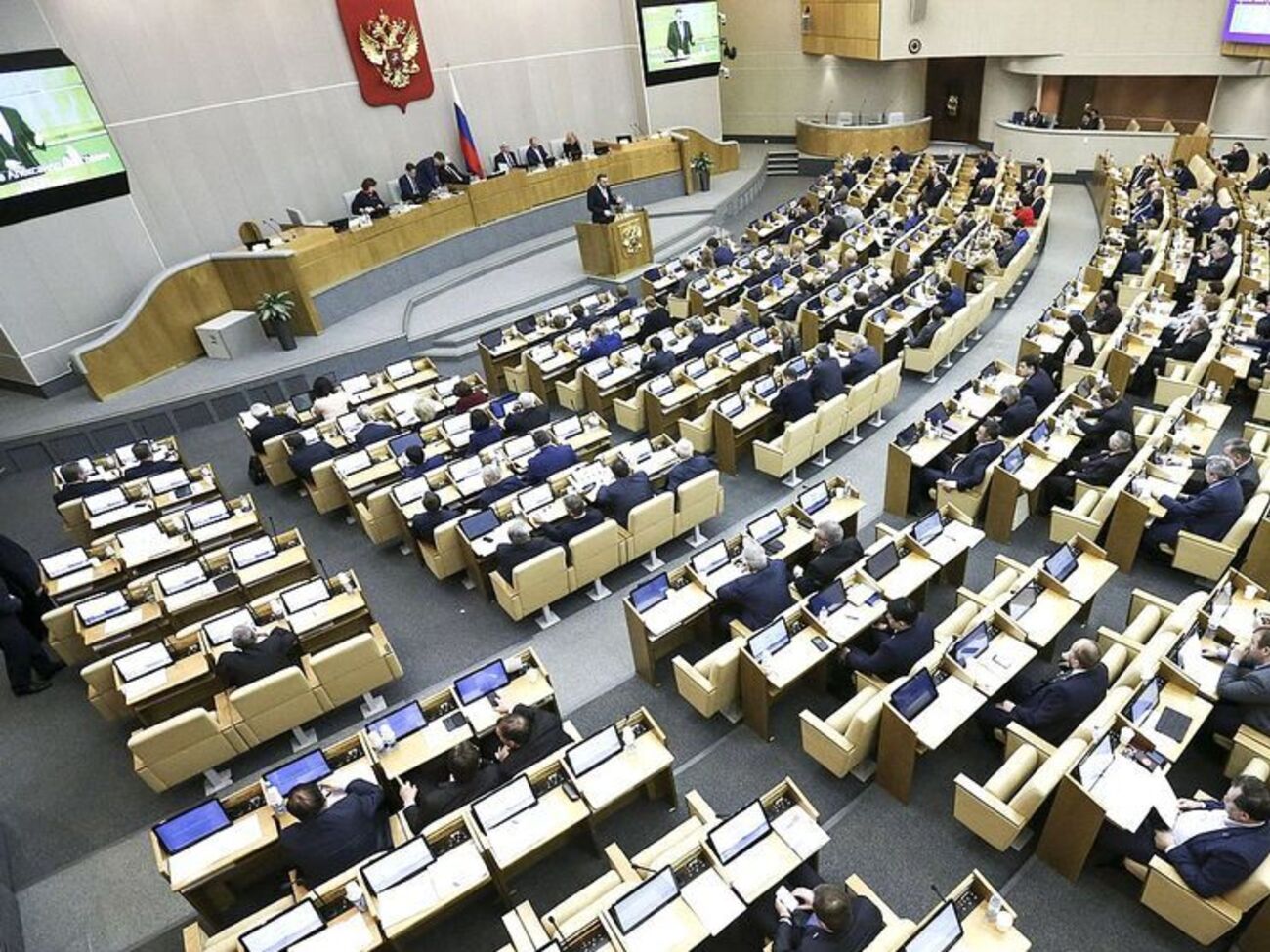 Авторами антисанкционного законопроекта указаны сотни депутатов Госдумы