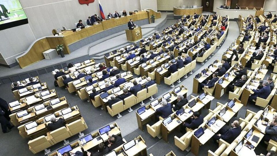 Авторами антисанкційного законопроекту вказано сотні депутатів Держдуми