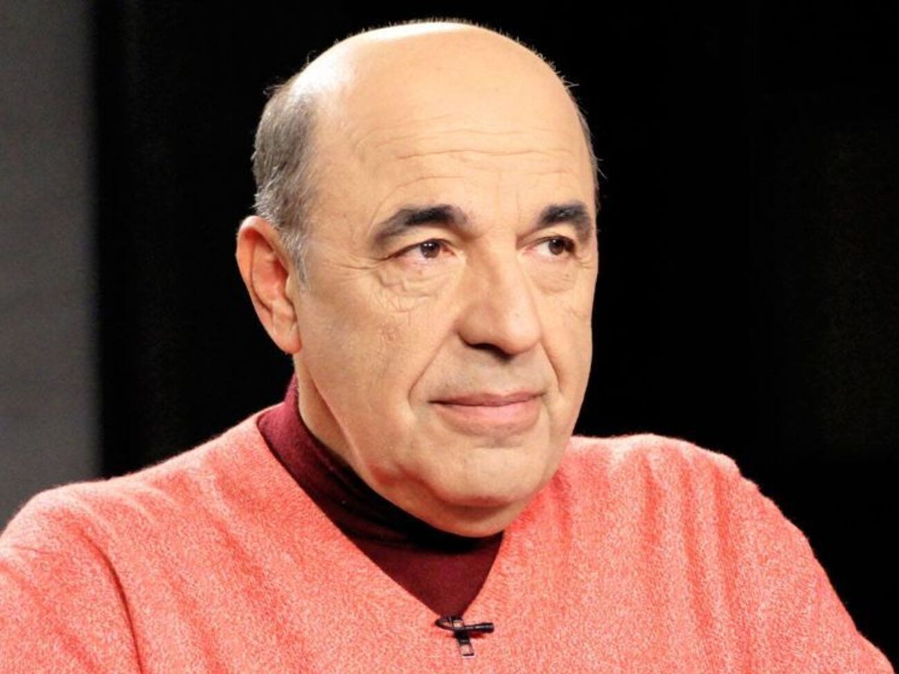 Вадим Рабінович: Скажіть мені, а що таке ця "дірка у ПФ"? Це летів якийсь космічний об'єкт&nbsp;&ndash; упав, і вийшла дірка?