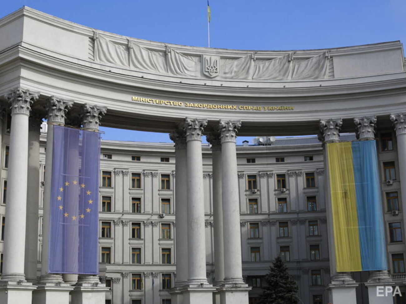 Украина поддерживает действия союзников в ответ на применение Дамаском химического оружия