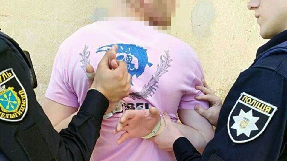Поліція затримала чоловіка, який стріляв біля дитячого майданчика