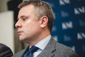 Вітренко розповів, що представники "Нафтогазу" і "Газпрому" трапляються у середньому раз на місяць