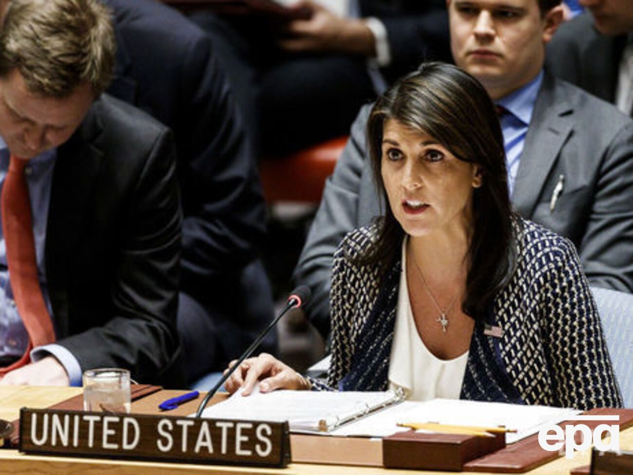 Хейли отметила, что Вашингтон готов продолжать участвовать в женевских мирных переговорах, которые проходят под эгидой ООН
