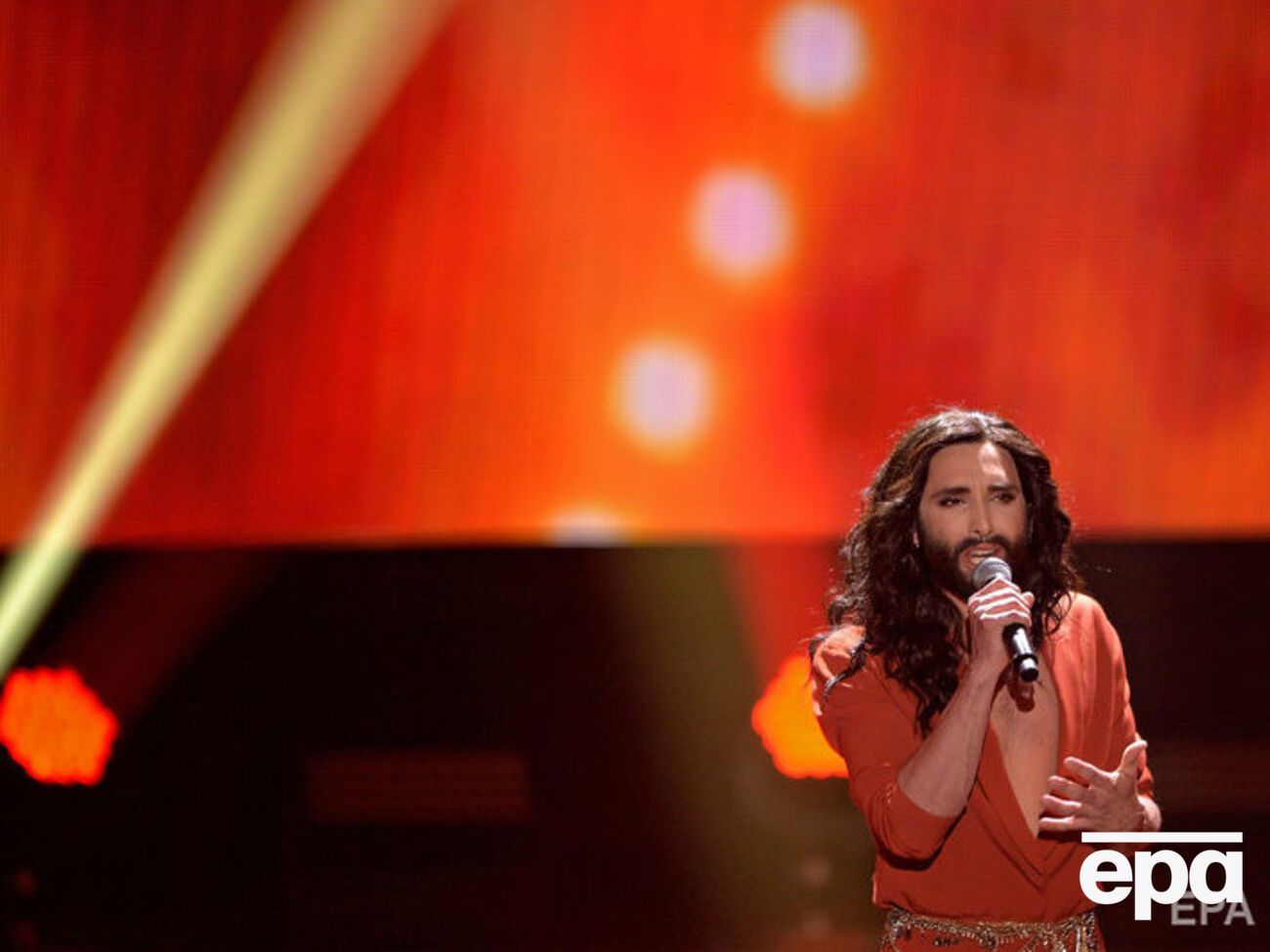 Вурст сообщила, что семья ее "безоговорочно поддержала"