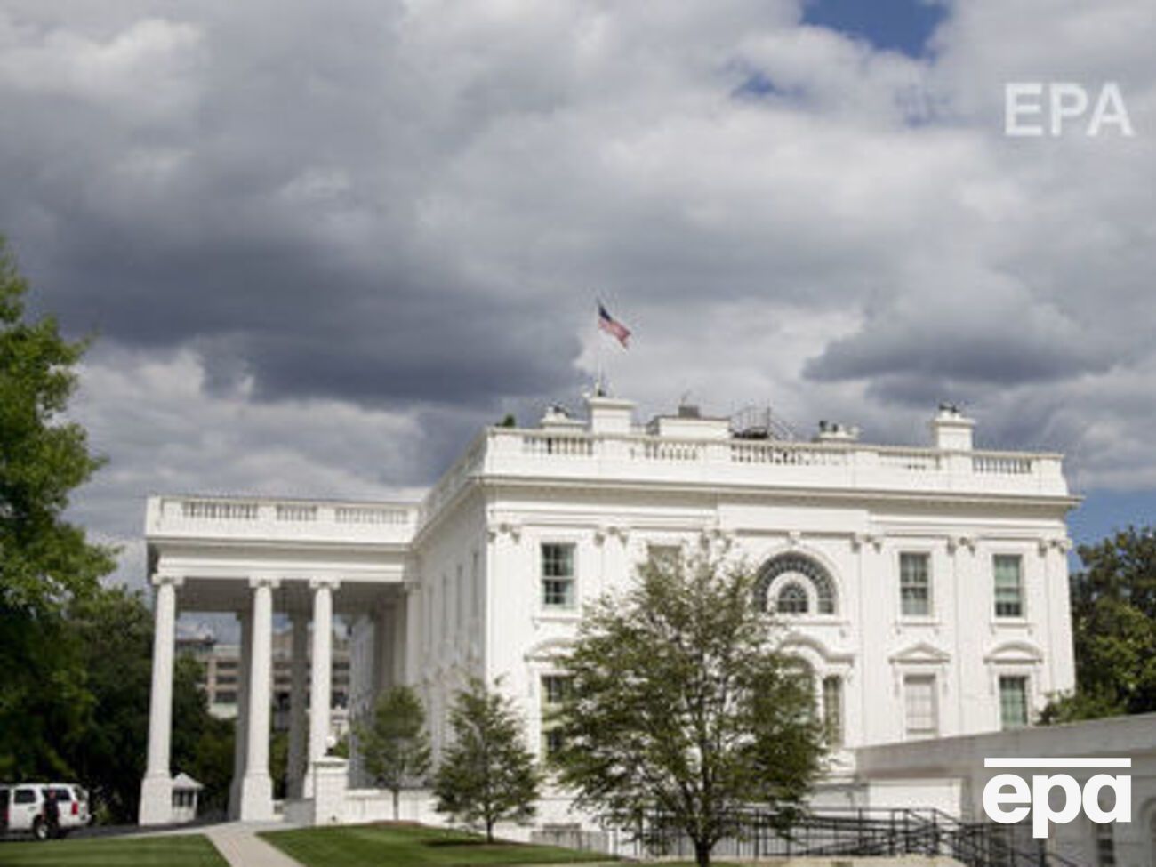 В Белом доме согласились на смешанный сценарий авиаударов по Сирии, пишет&nbsp;The Wall Street Journal