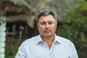 Гарбуз отметил, что Ахметов пытается получить контроль над Луганской областью