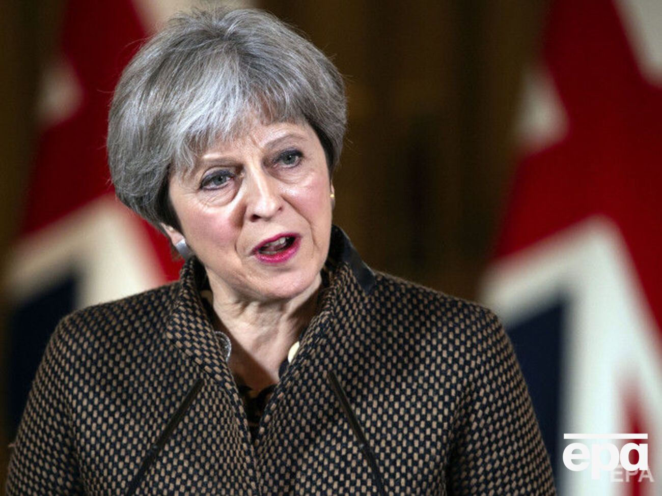 Мэй отчиталась в парламенте о ракетном ударе по Сирии