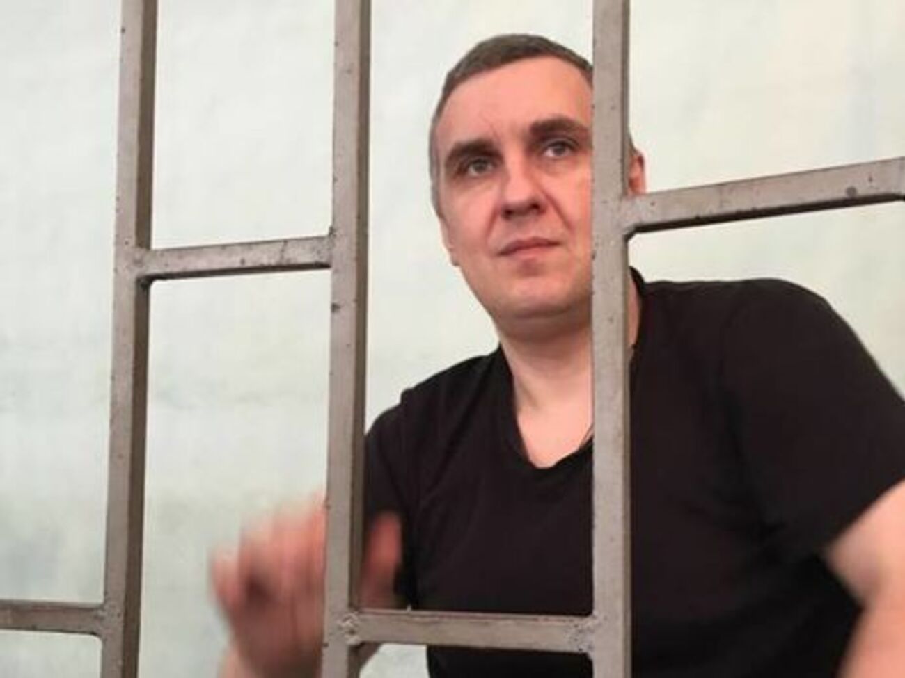 В "доказательствах" вины ФСБ приводит факт того, что Панов был добровольцем в АТО