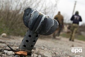 В Минобороны Украины посчитали, что на Донбассе необходимо разминировать около 7 тыс. км² территории, подконтрольной Украине, и 9 тыс. км², захваченных пророссийскими боевиками