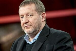 Трамп как бы говорит Путину: в ответ на твое фуфло я замастырил столько своего фуфла, что у тебя фантазии не хватит выменять его все