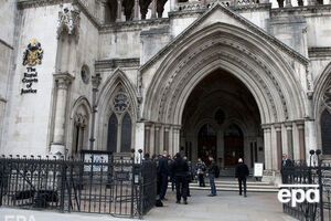 У грудні 2017 року суд Лондона заарештував активи Коломойського і Боголюбова