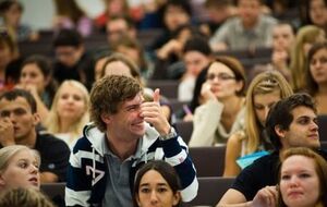 По мнению Россотрудничества, российские студенты хотят вернуться домой по политическим соображениям