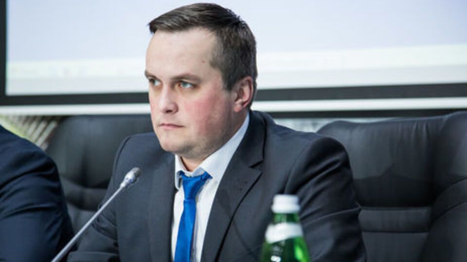 16 квітня генпрокурор заявив, що в записах прослуховування немає підстав для притягнення Холодницького до кримінальної відповідальності