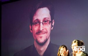 Сноуден обвинил российское правительство в использовании тоталитарных методов