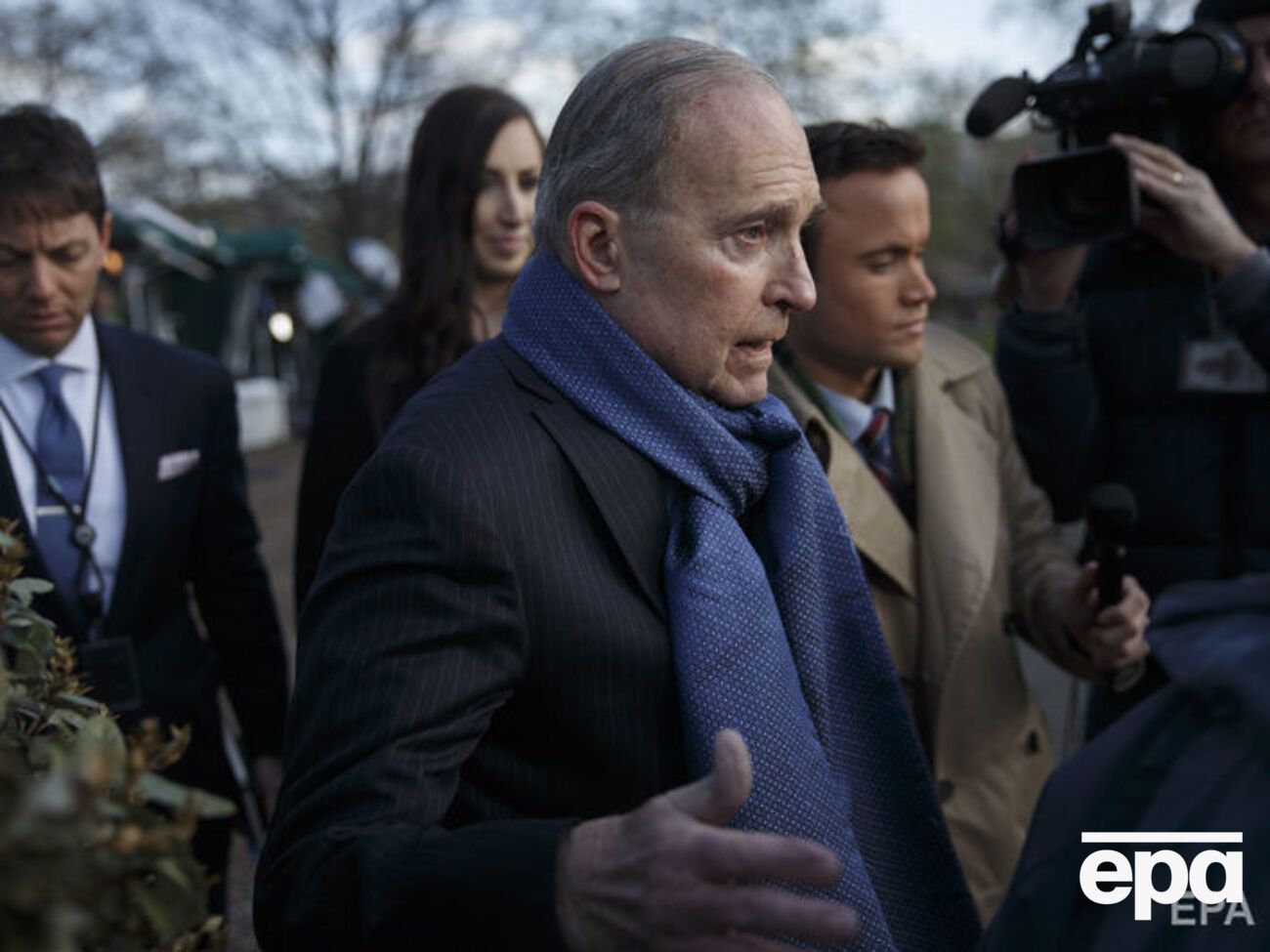 Кадлоу запевнив журналістів у послідовності Трампа