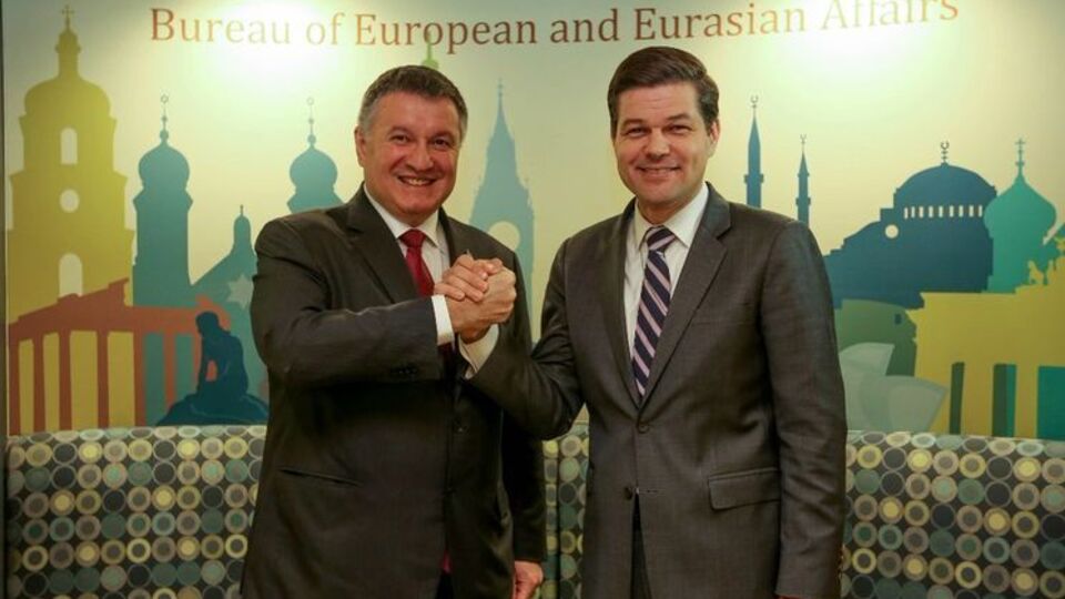 Аваков зустрівся з Мітчеллом у Вашингтоні