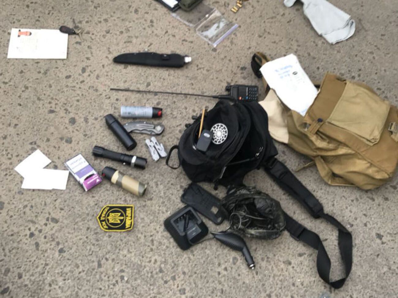 Усіх затриманих доправили в поліцію