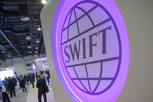 Представители SWIFT говорят, что не ответят на попытки давления