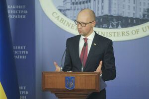Онищенко запевняє, що для "Народного фронту" Яценюк "витягнув" із держбюджету $40 млн