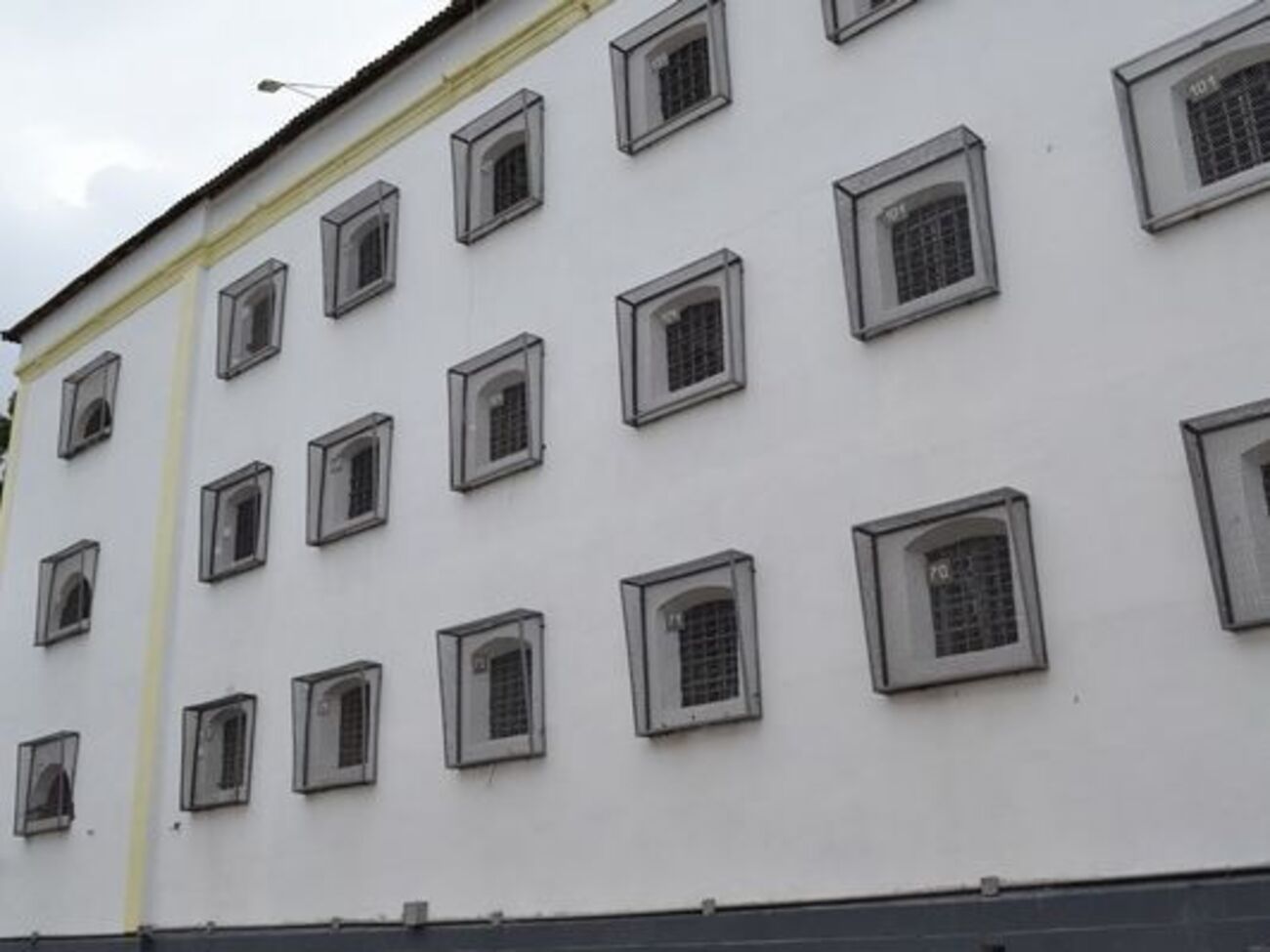 Російські правоохоронці не повідомляли про смерті у кримському ізоляторі