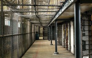 Видеокамеры в коридоре СИЗО были отключены