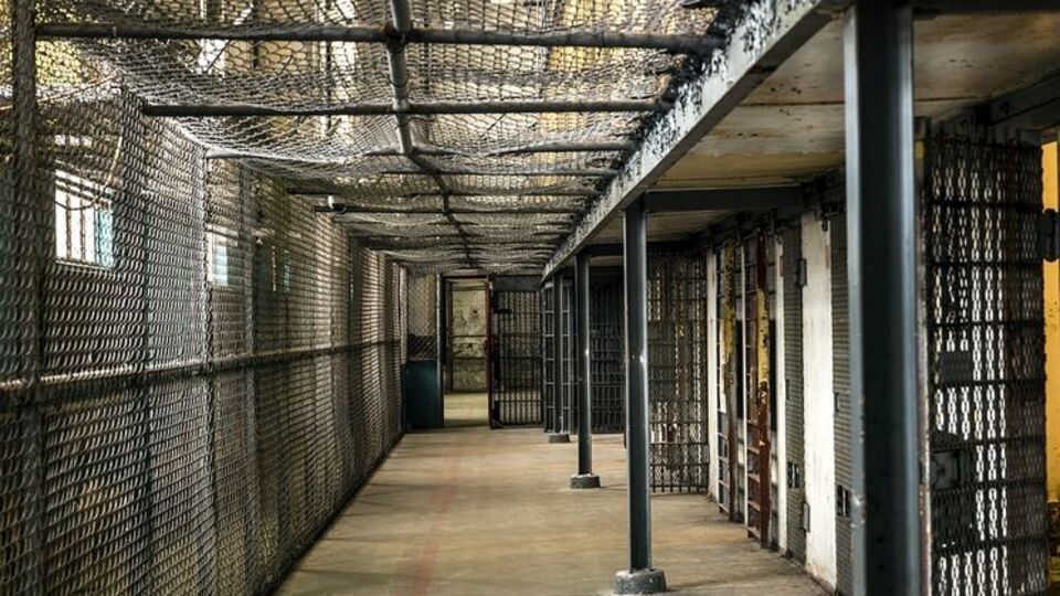 Видеокамеры в коридоре СИЗО были отключены