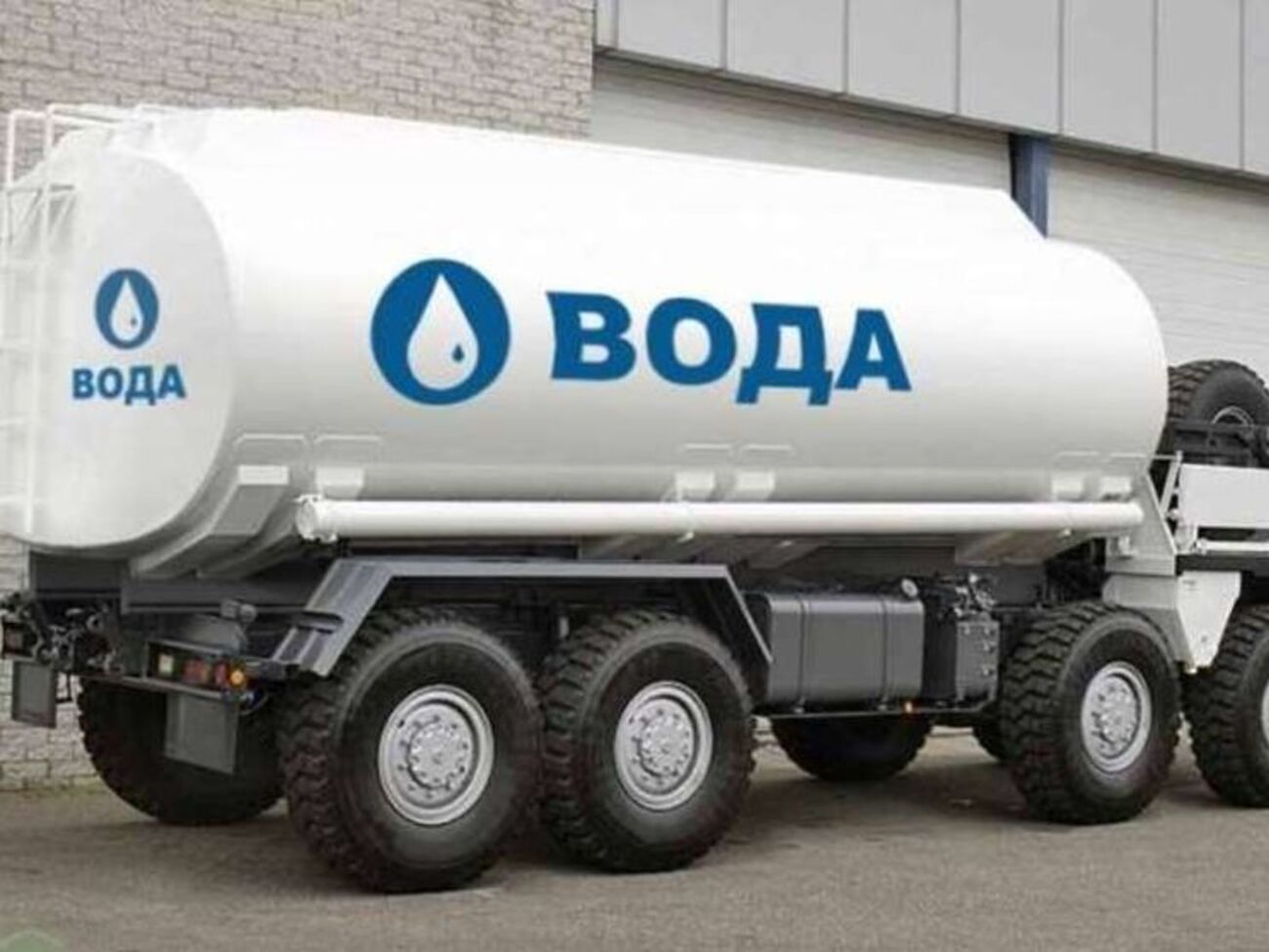 Власти организовали подвоз воды