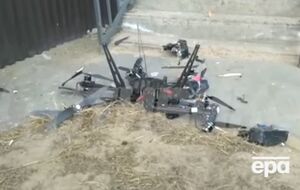 Беспилотник врезался в жилой дом