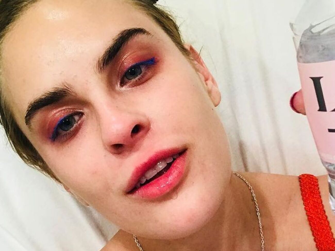 Дочь Уиллиса и Мур разделась для снимка, который опубликовала в микроблоге