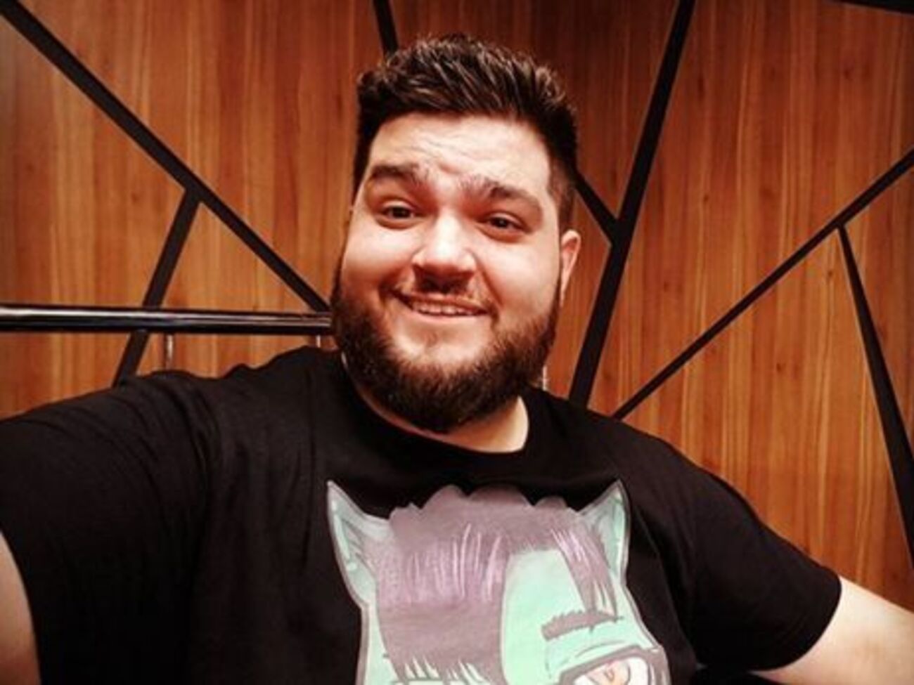 28 марта Басманный суд Москвы заочно арестовал Вольнова и объявил его в международный розыск