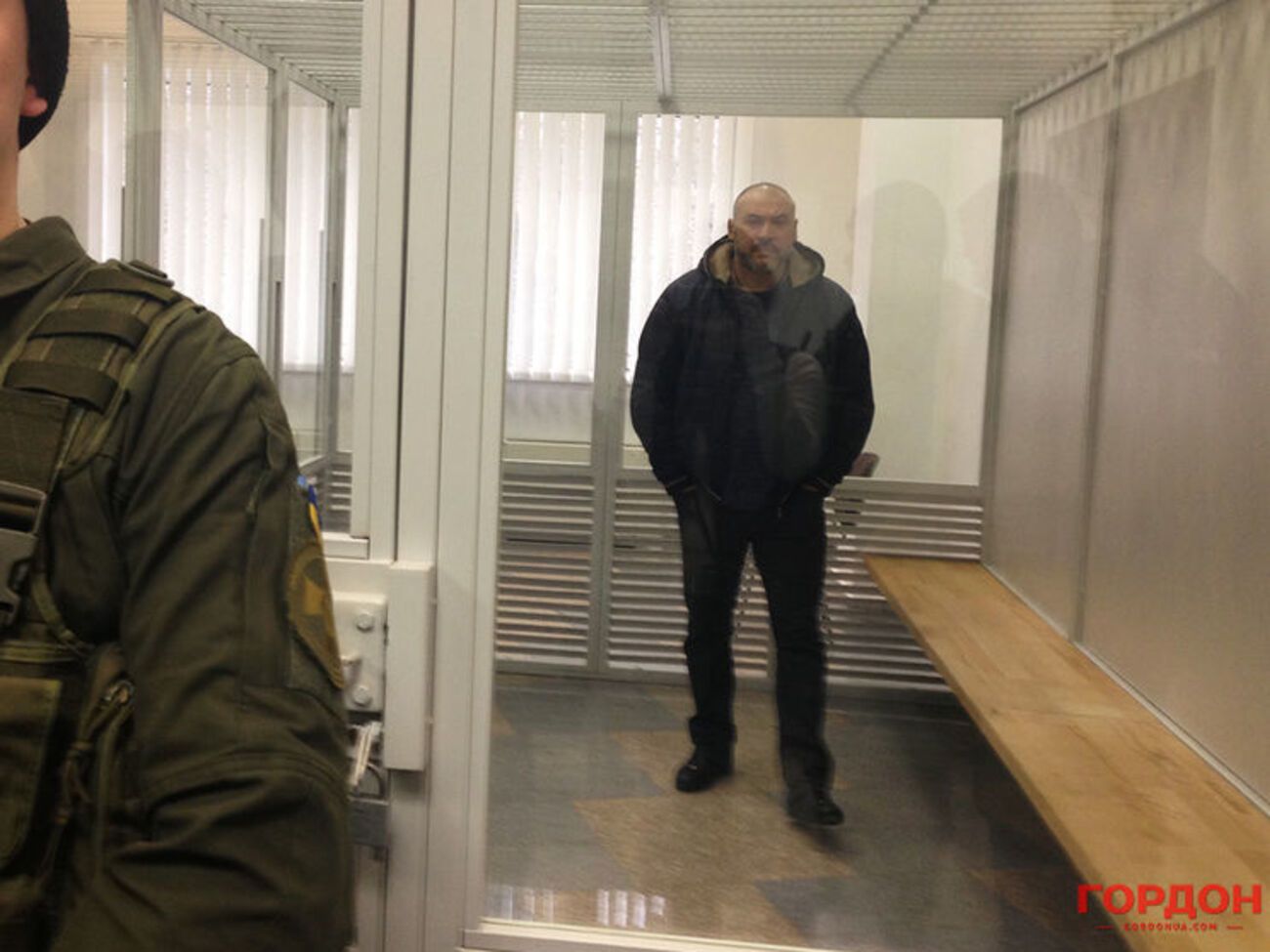 Юрій Крисін на засіданні в апеляційному суді, куди його привезли із СІЗО. Під арешт на два місяці Крисіна взяли в межах іншої справи, про тортури на Майдані, яку розглядає Печерський суд Києва