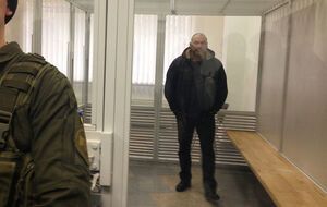 Юрий Крысин на заседании в Апелляционном суде, куда его привезли из СИЗО. Под арест на два месяца Крысина взяли в рамках другого дела, о пытках на Майдане, которое рассматривает Дарницкий суд Киева