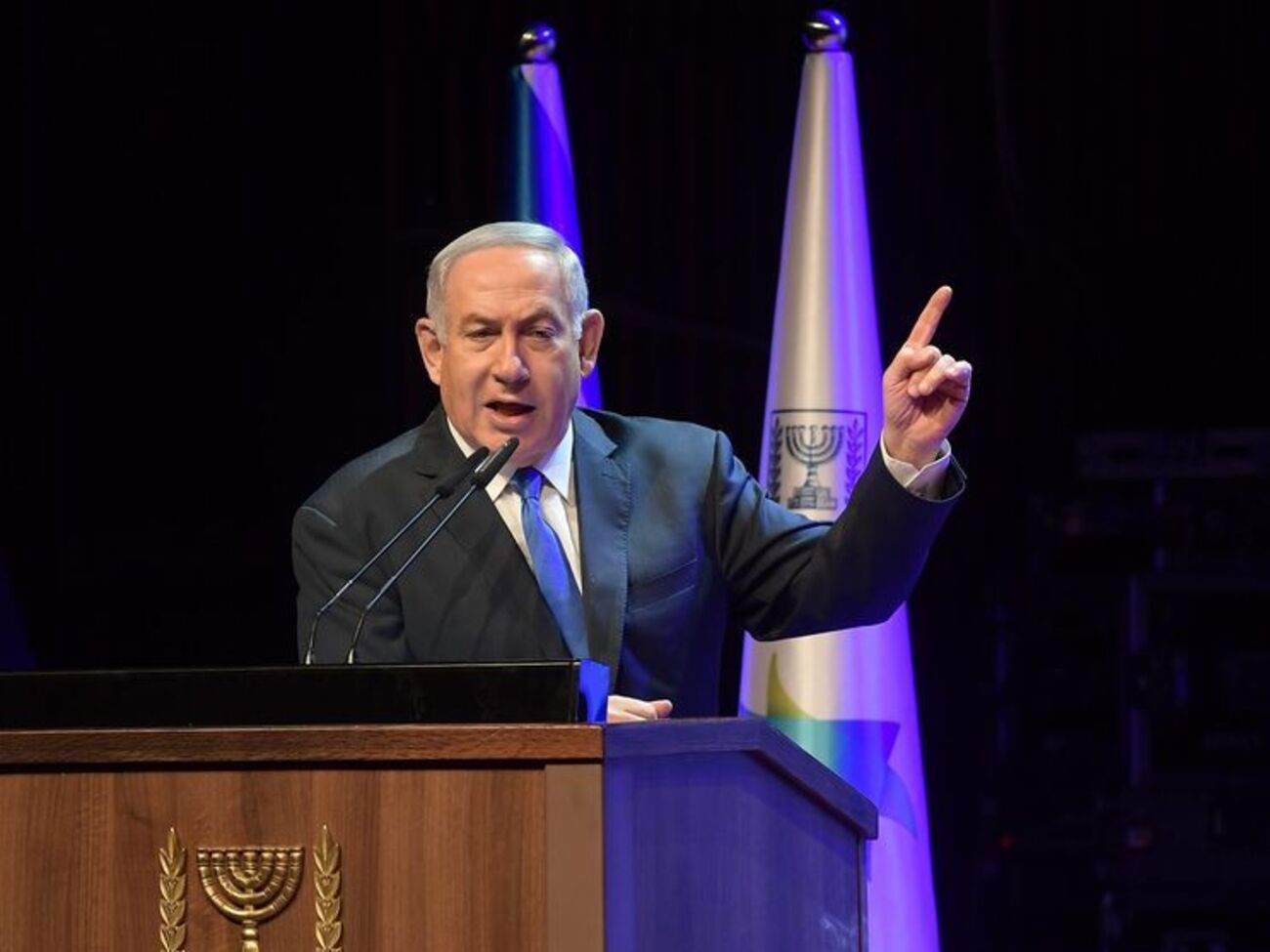 Нетаньяху заявив, що багато працював над пошуком країни, яка погодилася б прийняти нелегалів без їхньої згоди