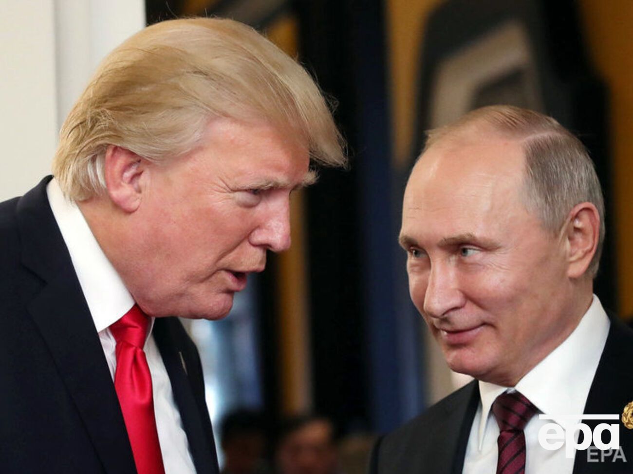 Екс-глава ФБР повідомив, про що говорили Путін із Трампом