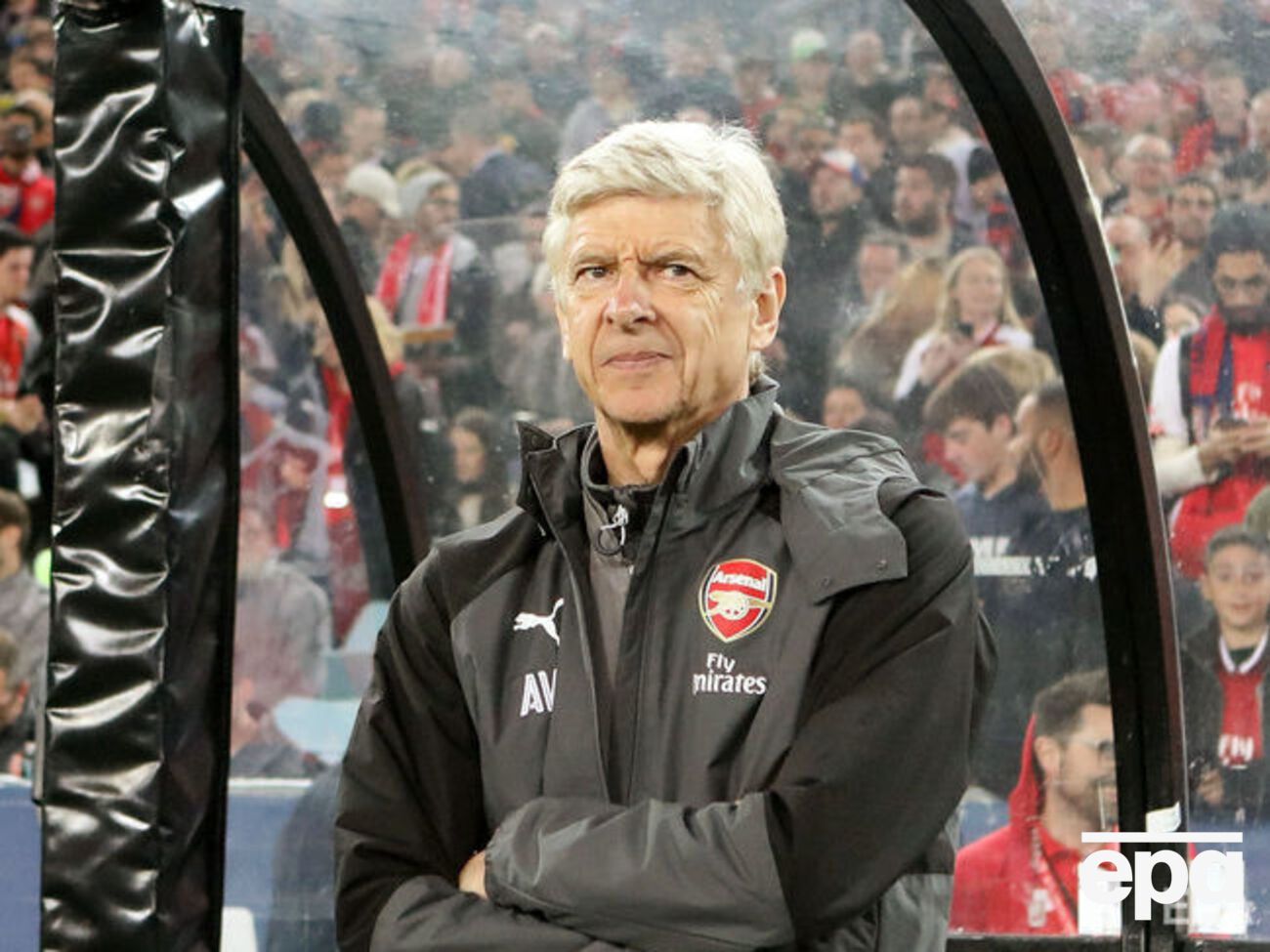 Венгер покидает клуб