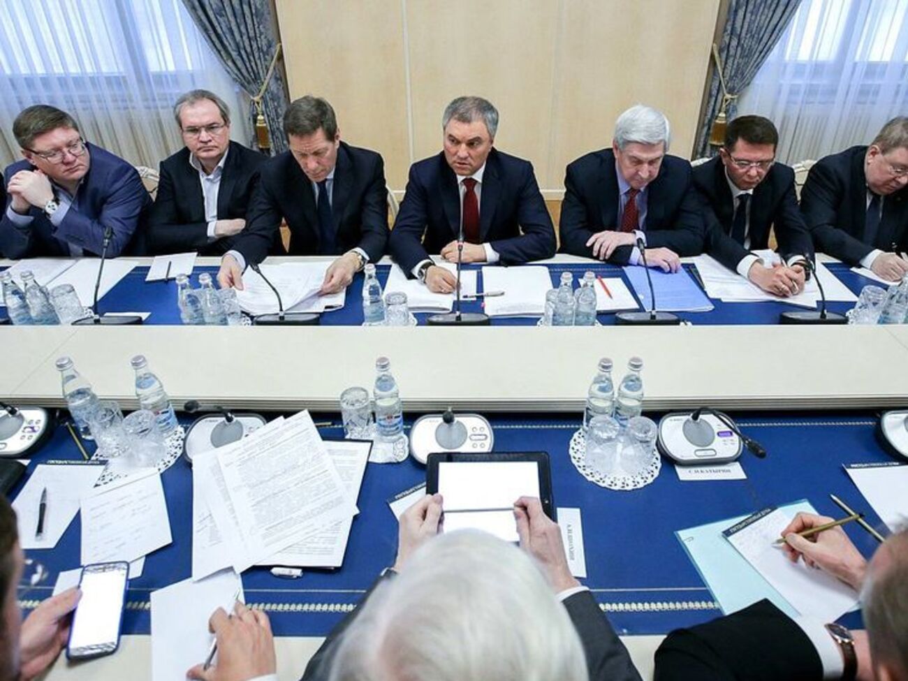 Засідання ради з питань законотворчості в Держдумі щодо санкцій Росії у відповідь
