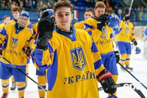 Українські хокеїсти виграли чотири поєдинки із п'яти