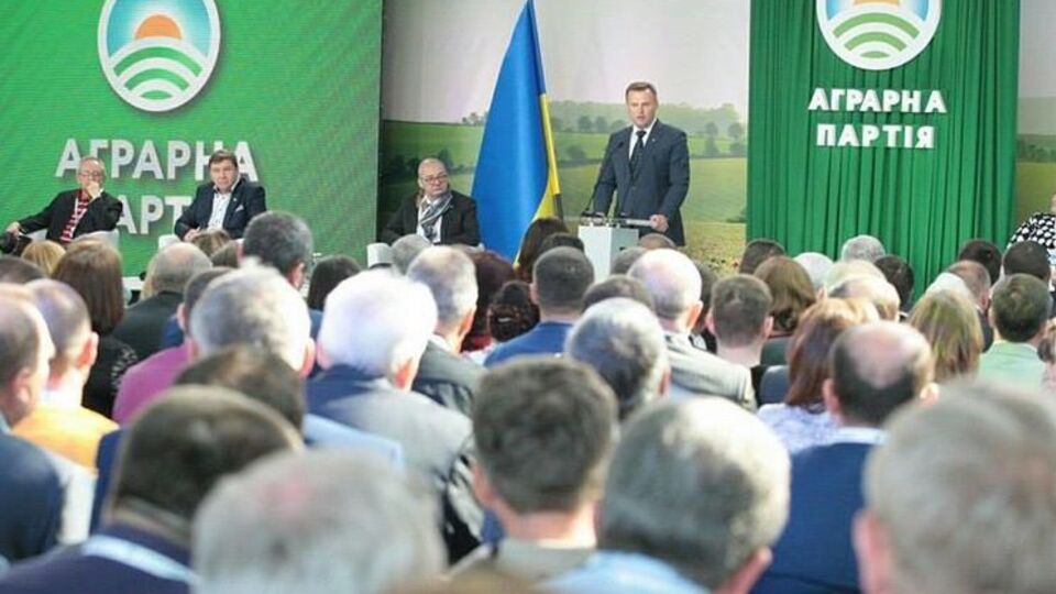 На мероприятие приехали 1800 представителей органов местного самоуправления, ведущие мировые и украинские политики, дипломаты и общественные активисты