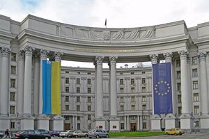 Заступник глави МЗС України зазначив, що частина українців отримала угорські паспорти "під різними "соусами" і домовленостями"