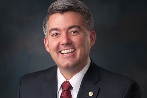 Кори Гарднер: Россия ведет активную информационную войну против западных демократий