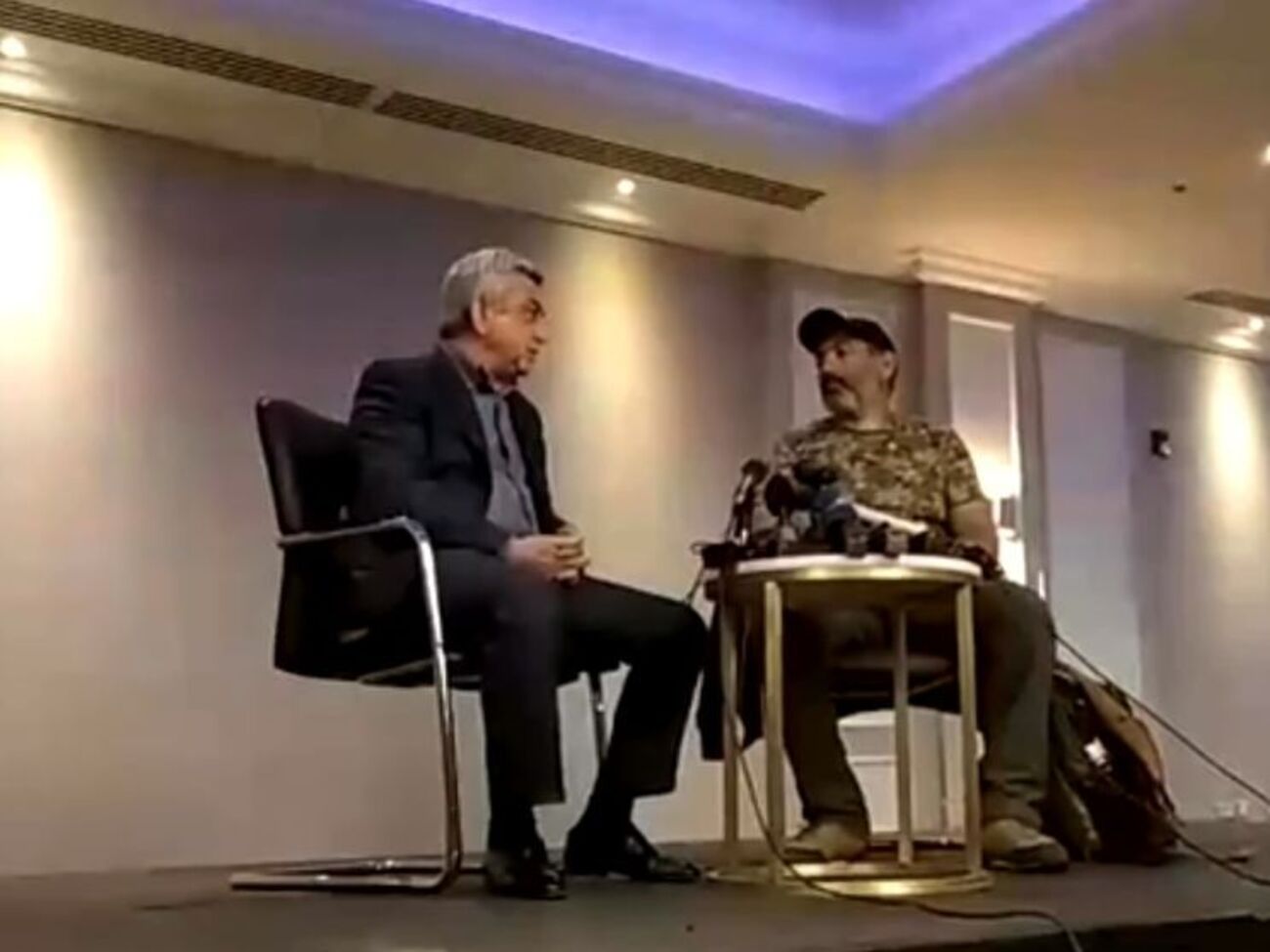 Переговоры Саргсяна и Пашиняна не принесли результата