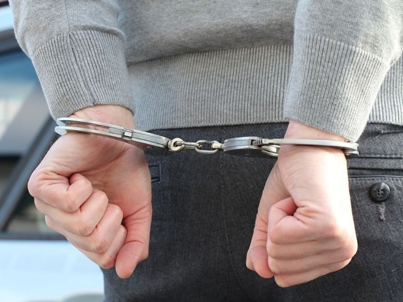 Затриманого передали співробітникам Нацполіції