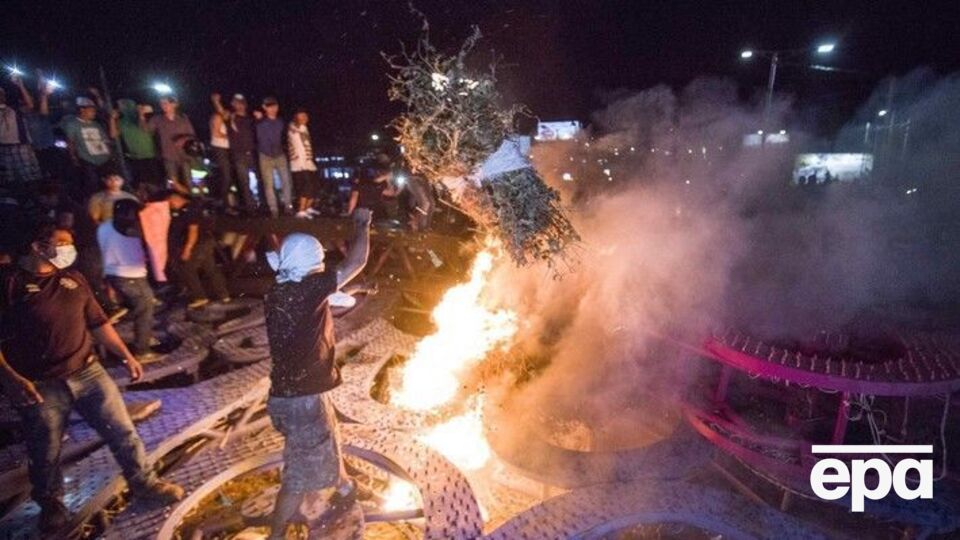 Унаслідок протестів, за даними правозахисників, загинуло 26 осіб