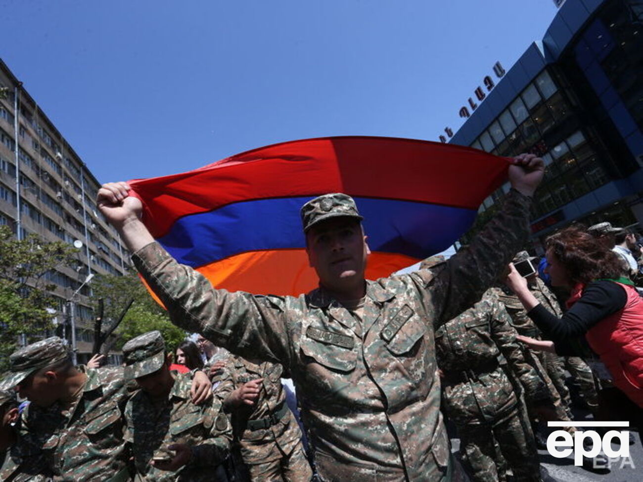 В минобороны Армении заявили, что участники акции протеста самовольно покинули воинскую часть