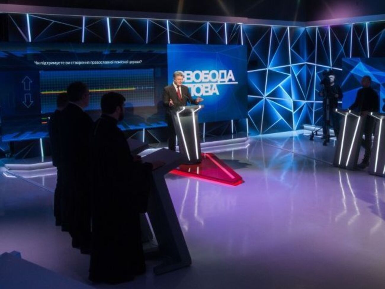 Порошенко виступив в ефірі програми "Свобода слова"
