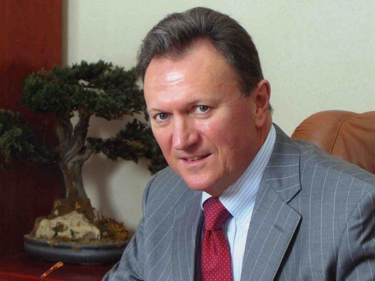 Запорожана отстранили от должности 23 апреля