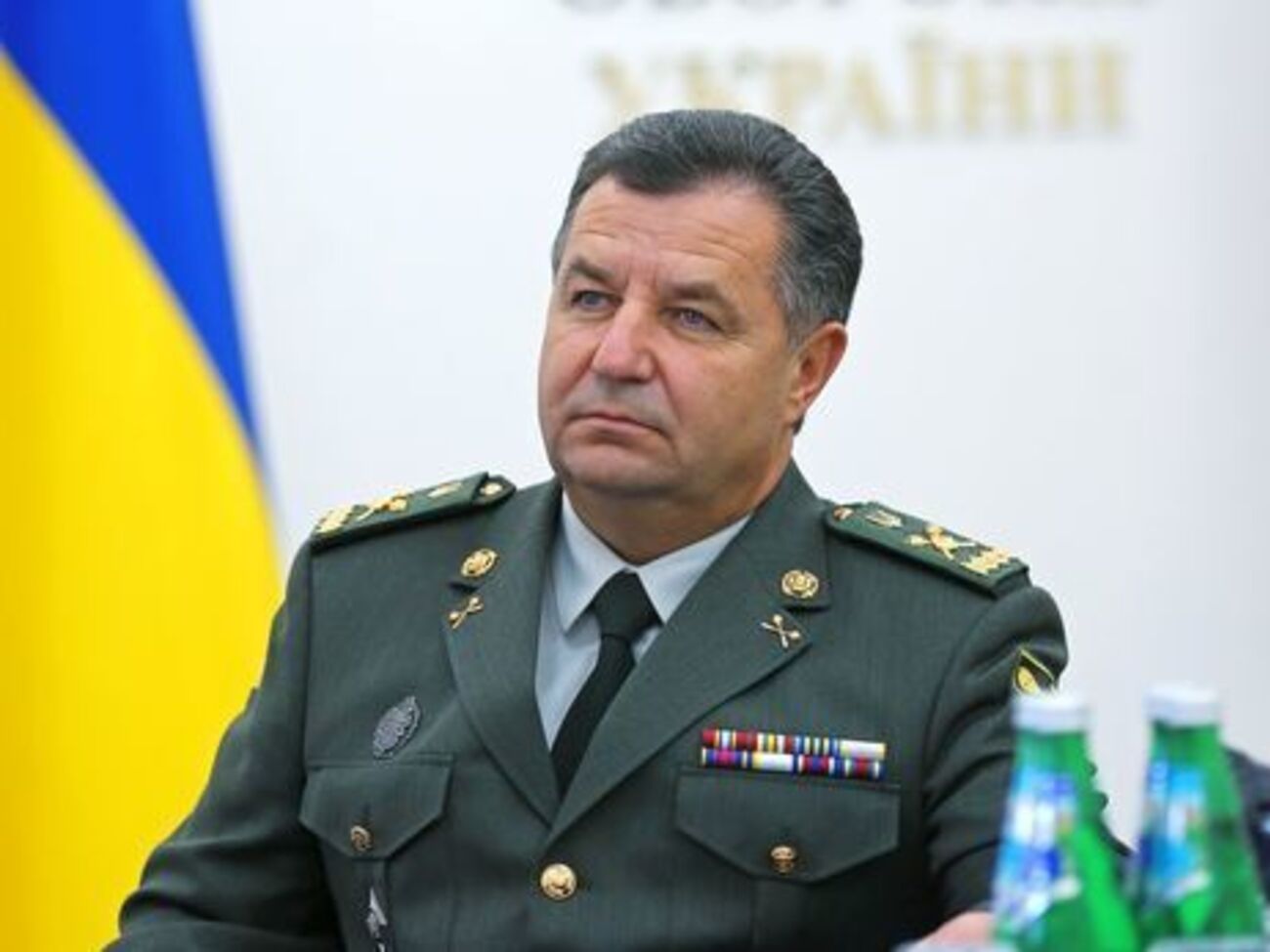 Полторак уверяет, что Javelin прибудут в Украину вовремя