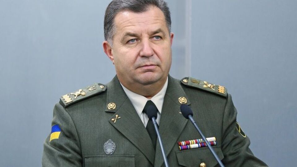 Полторак поддерживает назначение министра обороны не из числа военных
