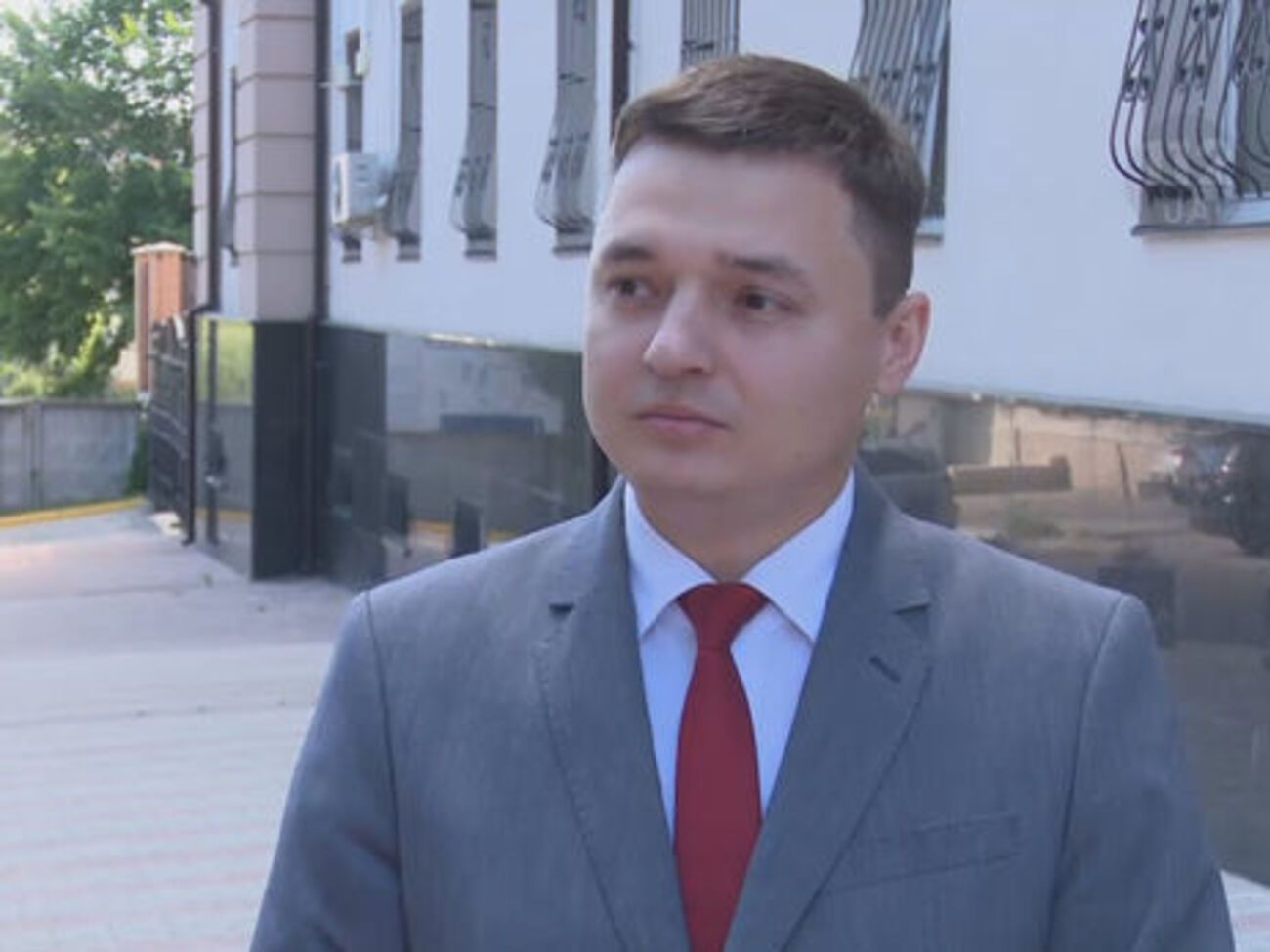 По данным СМИ, Кривенко не захотел давать сотрудникам ГПУ образцы своего голоса